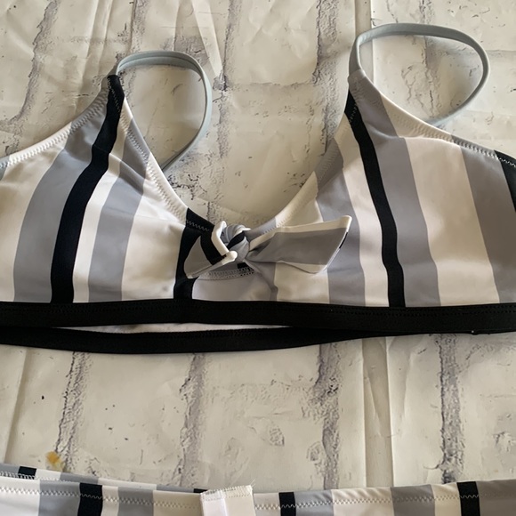 Cupshe swimsuit #76 - Picture 6 of 6